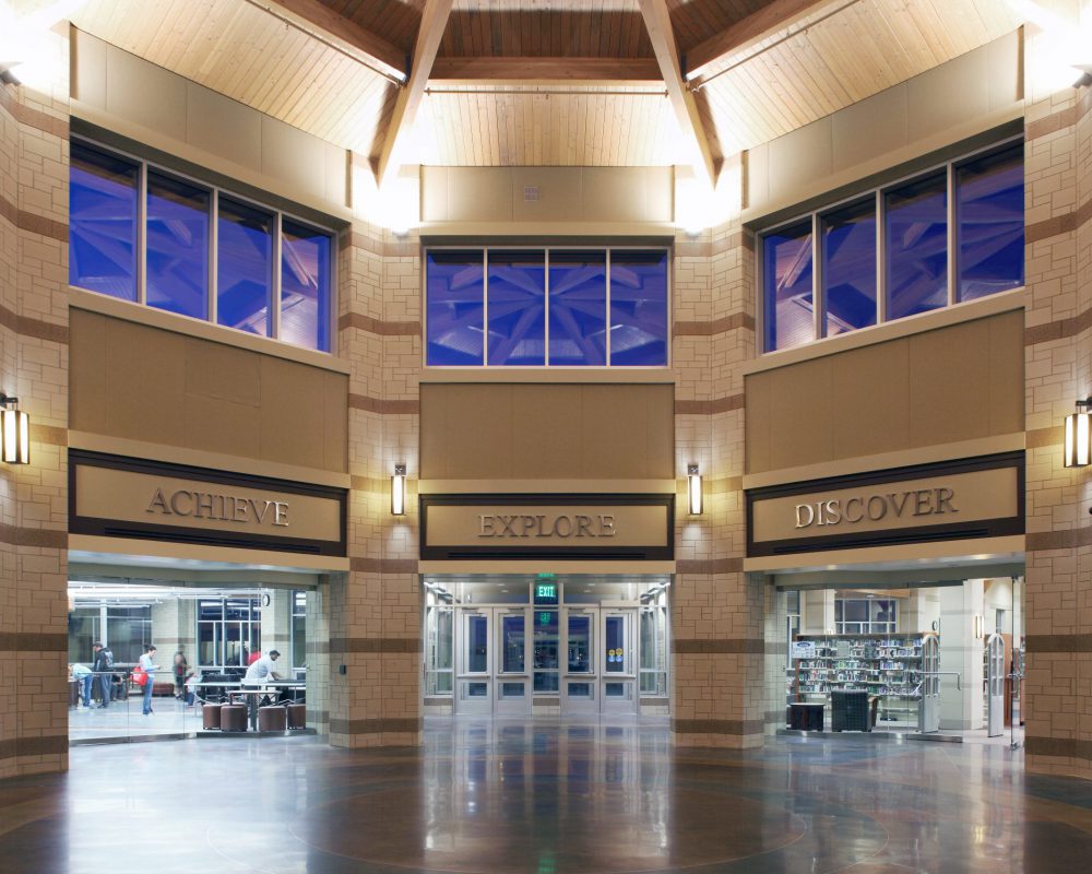 saddlebrook-rotunda