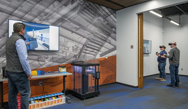 mcl-office-people-3-600x350