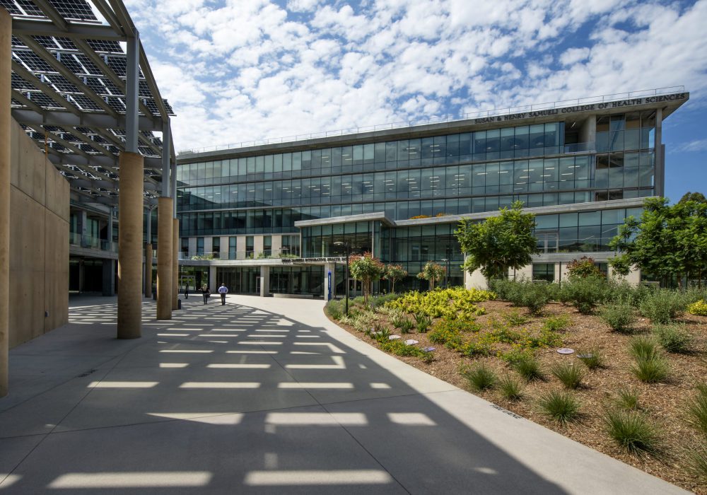Exterior day shot of University of California, Irvine Susan and Henry Samueli College of Health Sciences